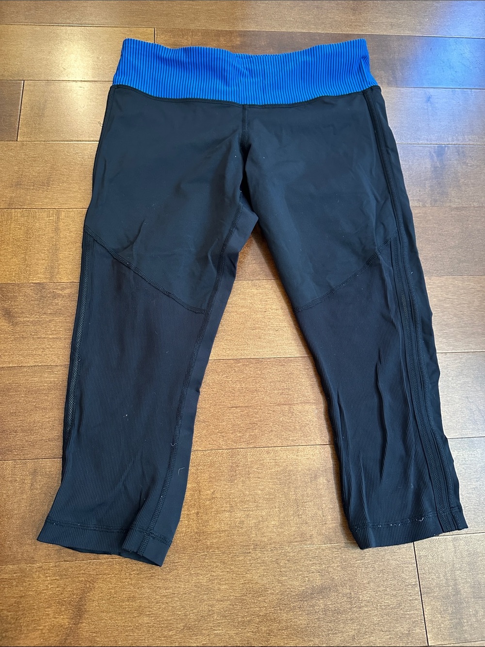 lululemon athletica Black Capri Leggings with Blue Waistband